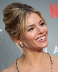 Sienna Miller pouvait "à peine regarder" Ben Affleck dans Live by Night