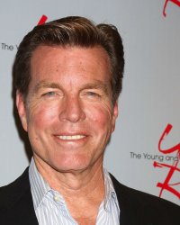 Les Feux de l'amour : Peter Bergman a.k.a. Jack Abbott signe pour 5 ans de plus