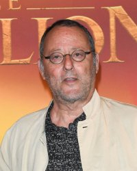 Jean Reno explique pourquoi il a accepté la série avec Marc Lévy