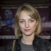 Stéphanie Crayencour