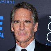 Scott Bakula