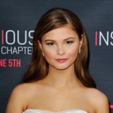 Stefanie Scott