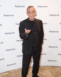 Hôtel du temps : Thierry Ardisson très "affecté" par les faibles audiences