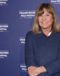 Chantal Goya dévoile les secrets de sa frange : sa coiffeuse "effarée"