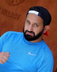 Cyril Hanouna : l'animateur va être au centre d'une émission de padel tennis