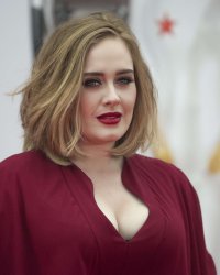 Adele : la chanteuse affirme vouloir plus d'enfants