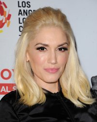 Gwen Stefani : la star prépare une collection make-up avec Urban Decay