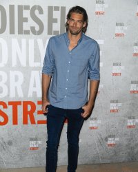 Quand Camille Lacourt avait l'impression que sa vie tournait "au film porno"