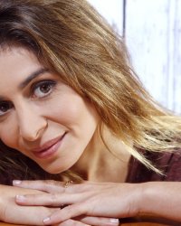 Julie Zenatti : la chanteuse s'est mariée la veille de la Saint-Valentin !