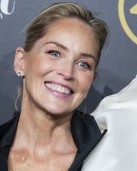 Sharon Stone : ce choc à son réveil d'une opération mammaire
