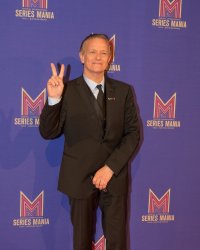 Francis Huster : Corinne Masiero "peut foutre toute (sa) carrière en l'air !"