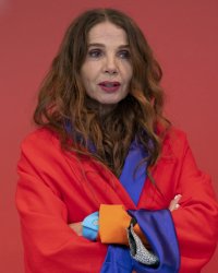 Victoria Abril dénonce "le coronacircus" et les privations de liberté