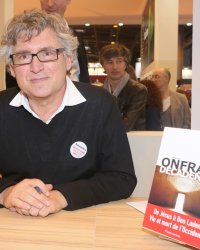 Michel Onfray a épousé Dorothée, sa maîtresse pendant 25 ans