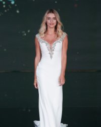 April Benayoum dans le top 13 à Miss Monde : heureuse, elle réagit au classement