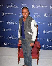 Faudel : pourquoi il a "tout perdu" et a dû "quitter la France"