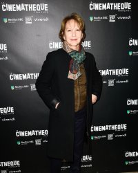 Nathalie Baye rend hommage à son premier grand amour