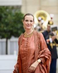 Carole Bouquet : son avis tranché sur la chirurgie esthétique