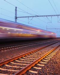 Trains de nuit : pourquoi font-ils leur retour ?