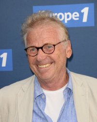 Daniel Cohn-Bendit : il apprend 35 ans après une relation qu'il est papa