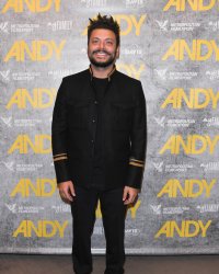 Kev Adam : des détracteurs lui ont envoyé des menaces de mort