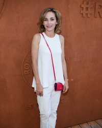 Claire Keim pourrait-elle pardonner si son compagnon la trompait ?
