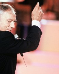 Le fils d'Yves Montand revient sur l'exhumation du corps de son père