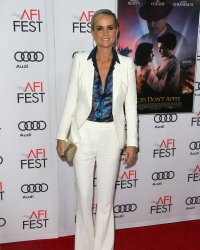 Laeticia Hallyday serait-elle de nouveau en couple ?