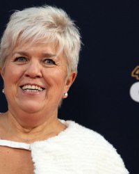 Mimie Mathy : cette raison pour laquelle elle risque d'être absente des Enfoirés