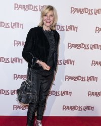 Chantal Ladesou cinq fois grand-mère : "Je suis très mamie gâteau"