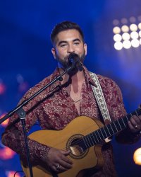 Kendji Girac papa pour la première fois : il annonce la naissance de sa fille