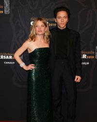 Mélanie Thierry revient sur sa fameuse querelle en live avec Raphaël