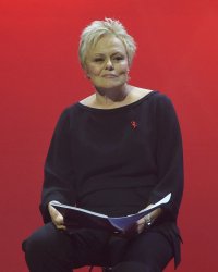 Muriel Robin réagit avec émotion au décès de Jacqueline Sauvage