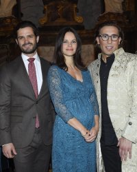 La princesse Sofia de Suède dévoile enfin son baby bump