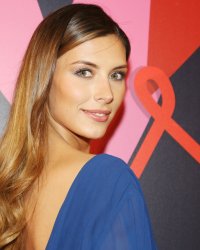 Camille Cerf : son tuto maquillage pour un look naturel