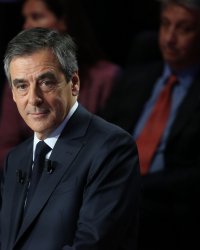 François Fillon dément avoir des "maîtresses" et des "escort boys" !