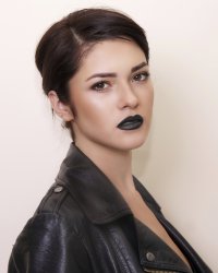 Comment oser le lipstick noir ?
