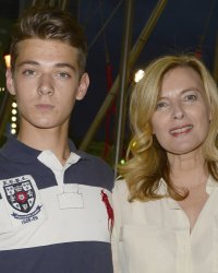Valérie Trierweiler partage sa joie après le mariage de son fils Léonard