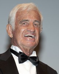 Jean-Paul Belmondo : son cercueil s'est retrouvé "coincé dans un ascenseur"