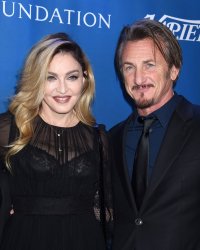 27 ans après leur divorce, Madonna demande Sean Penn en mariage