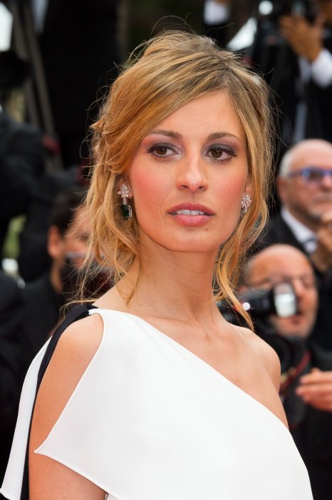 Sveva Alviti incarne Dalida au cinéma Sveva Alviti incarne Dalida au cinéma