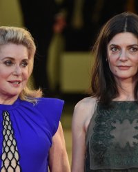 Catherine Deneuve : ce joli cadeau qu'elle a fait à sa petite fille !
