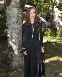 Isabelle Huppert évoque le rôle "essentiel" de la mode au cinéma