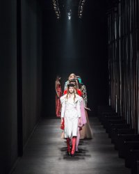 Vers la fusion des défilés homme-femme ?