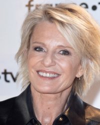 Sophie Davant réagit à ses photos volées aux cotés de William Leymergie