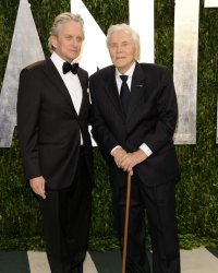 Michael Douglas privé de l'héritage de son père, Kirk Douglas