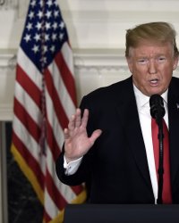 Le bronzage prononcé de Donald Trump serait dû à ses "bons gènes"