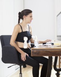 Et si le tire-lait était le nouvel accessoire tendance de la saison ?
