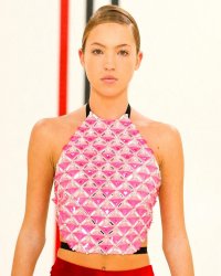 Lila Moss : la fille de Kate Moss, star du défilé Miu Miu