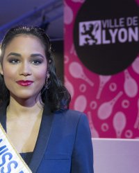 Clémence Botino : Miss France évoque l'incendie qui a ravagé son immeuble