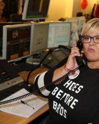 Laurence Boccolini payée par TF1 ? Elle répond aux rumeurs